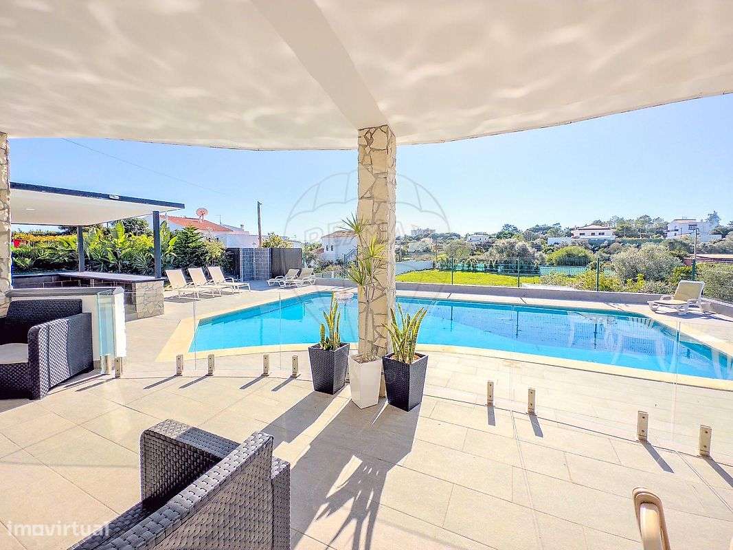 Moradia T5 para venda-12