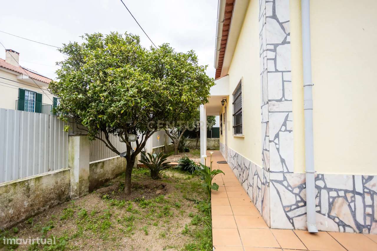 Moradia T3 Independente em Lote de 385 m² – Quinta do Conde, Sesimbra-28
