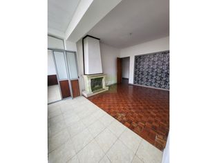 Apartamento T3 Cova da Piedade 4º Andar S/ Elevador