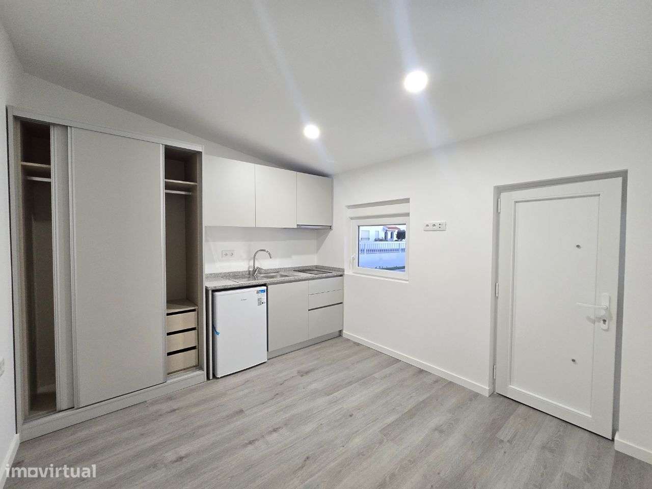 Moradia renovada V6 a apenas 100 metros da praia da Torreira-19