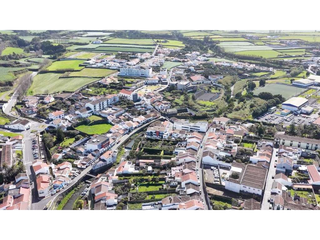 Apartamento Duplex no Centro da Ribeira Grande, Ilha de São Miguel-27