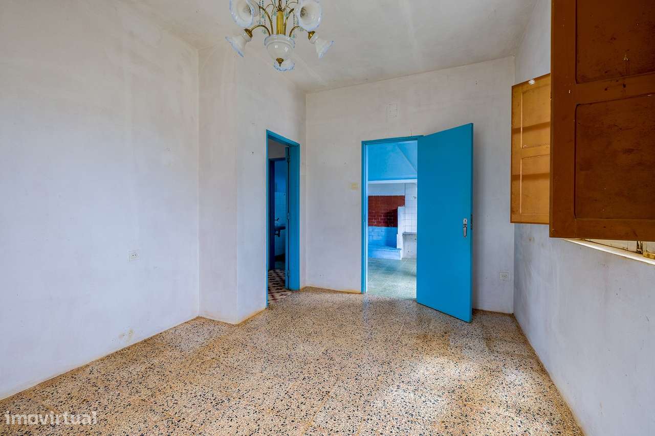 PROPRIEDADE RÚRAL COM 2 CASAS E  COM 2.75 HECTARES DE TERRENO PARA VEN - Grande imagem: 4/33