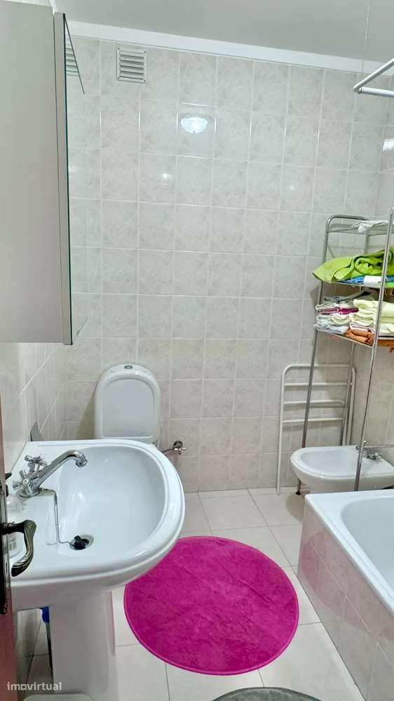 Apartamento T3 com garagem em excelente localização, em Vila do Conde-18