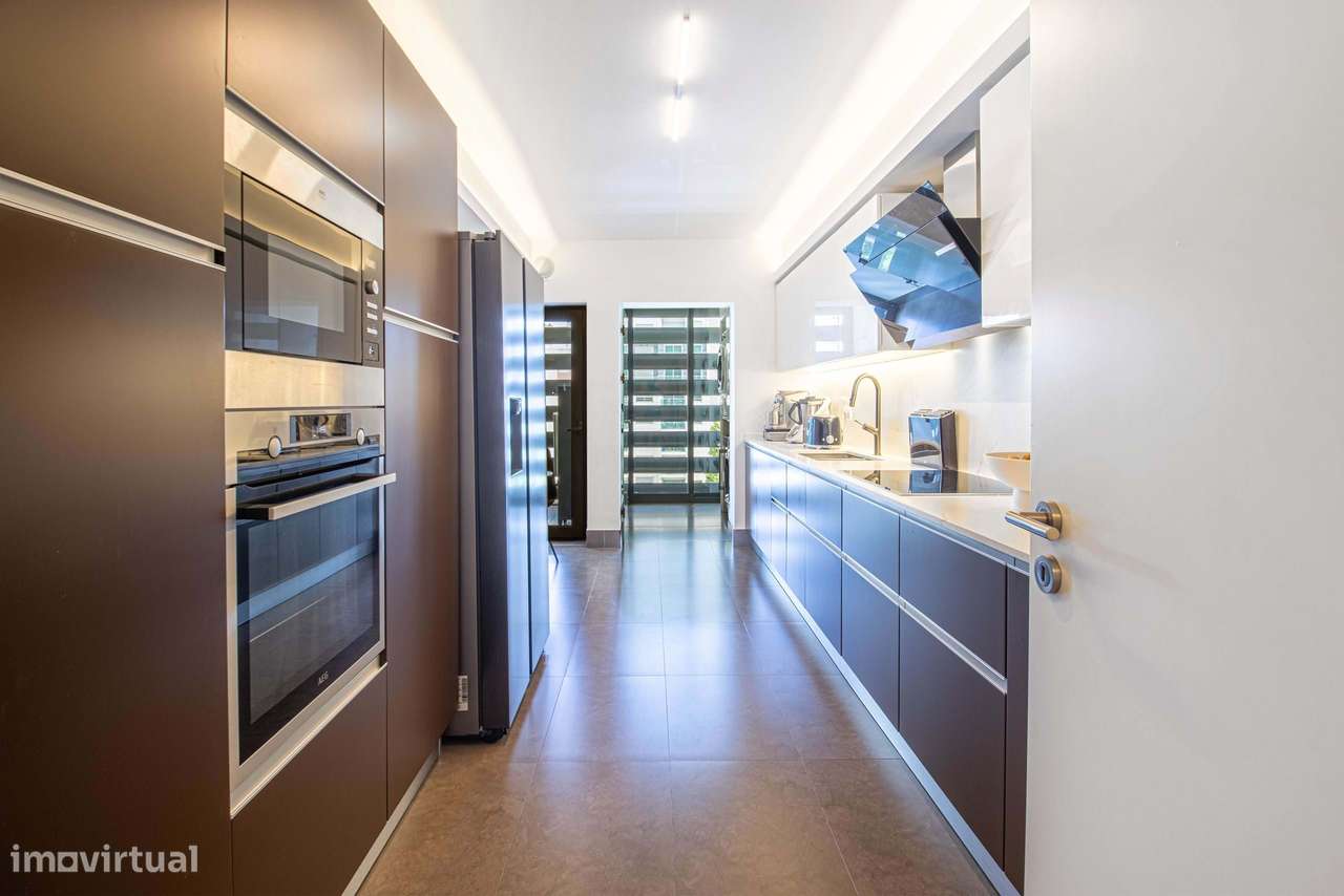 Apartamento T4 | Quinta dos Barros | Alvalade | 196 m²-11
