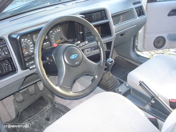 Ford Sierra 1.8 GL - 29