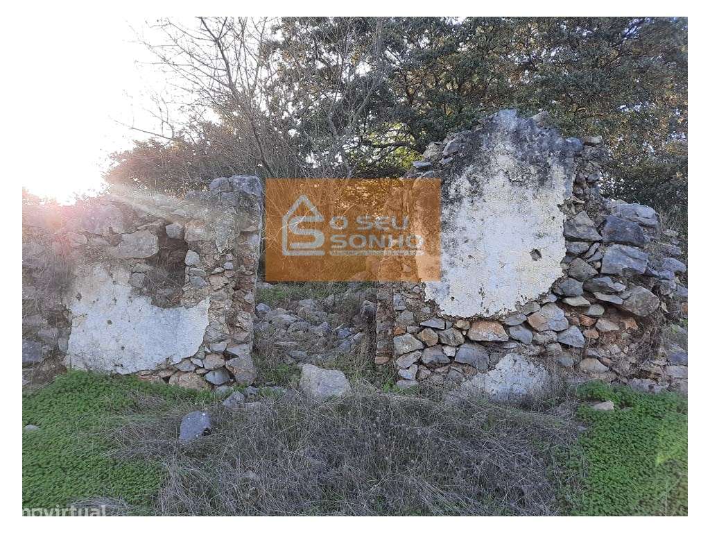 Propriedade com Ruína perto de São Brás de Alportel - Grande imagem: 3/19