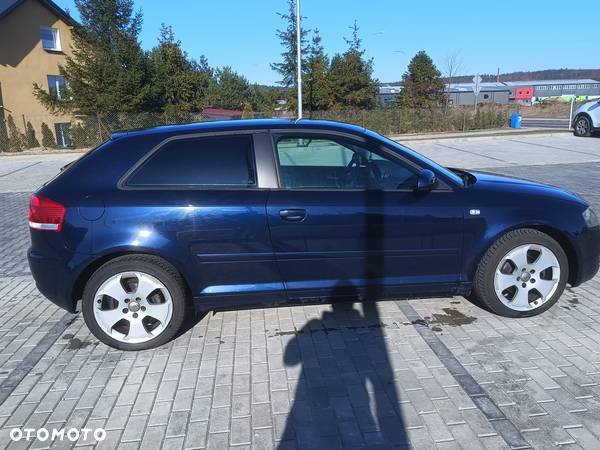 Audi A3 1.6 FSI Attraction - 9