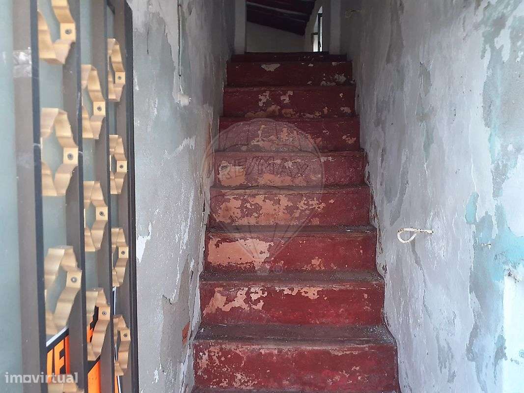 Moradia T1 para venda - Grande imagem: 2/7