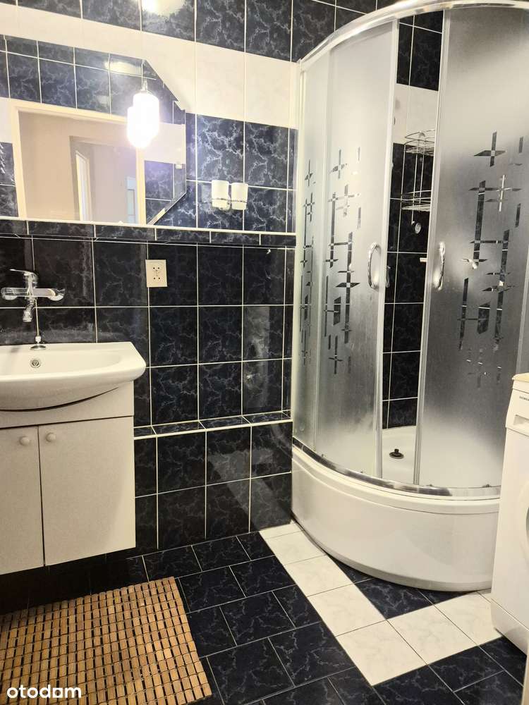 Blisko terenów zielonych z trzema balkonami-9