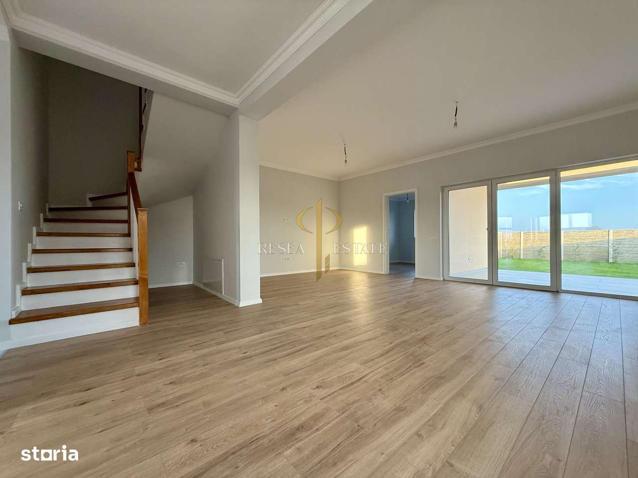 Duplex modern 5 camere| 113 mp + 320 mp teren| Mosnita Nouă - Imagine principală: 5/16