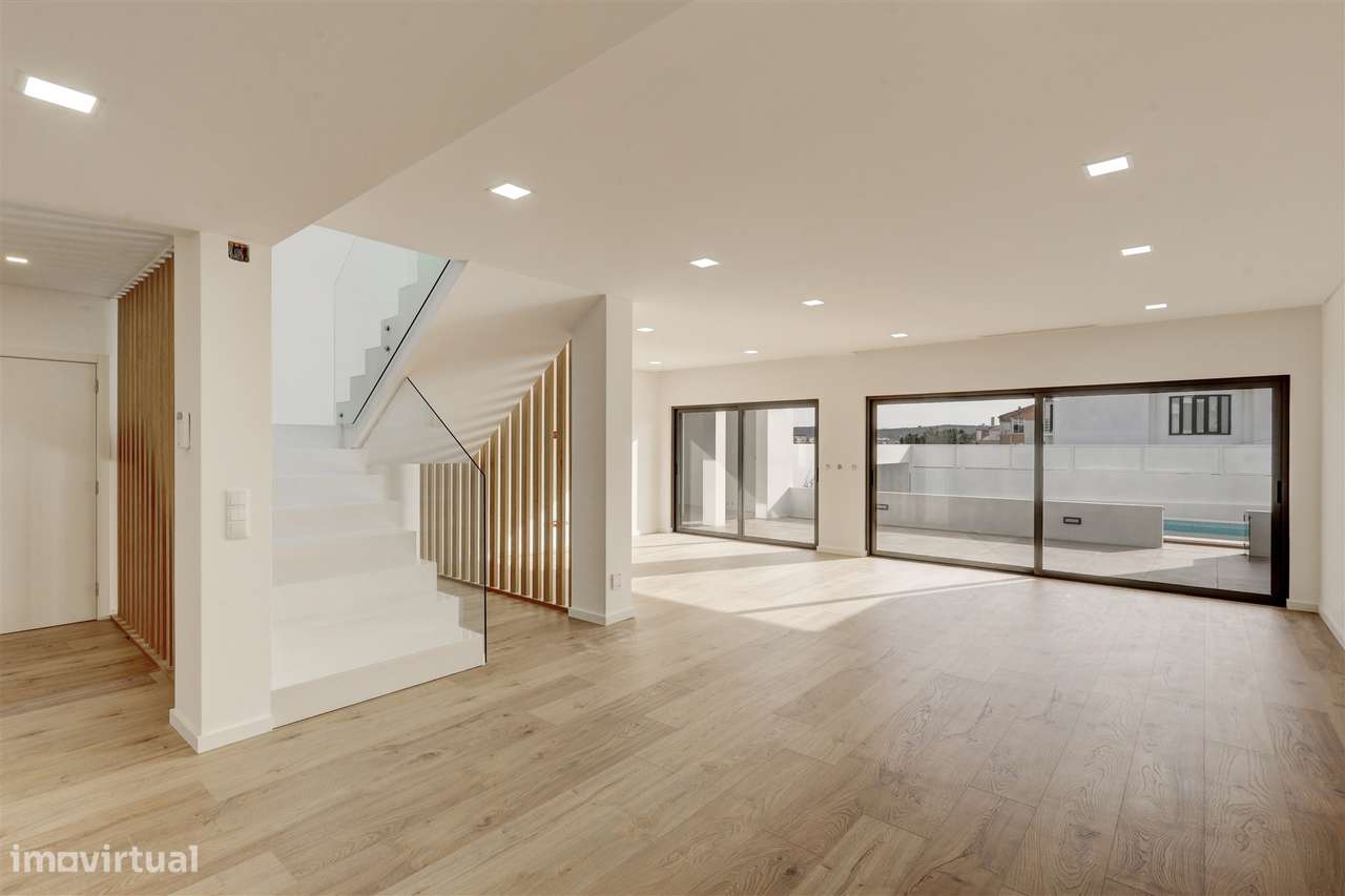 Moradia Nova T4 no Fanqueiro - Loures - Grande imagem: 2/19