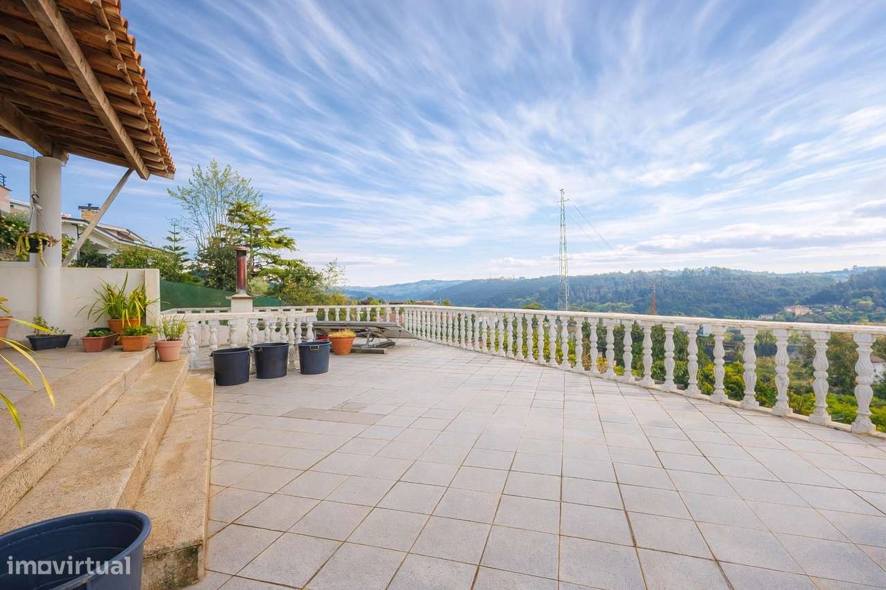 Moradia Independente T5 | Jovim (Atães) | Vista Panorâmica Rio Douro-45