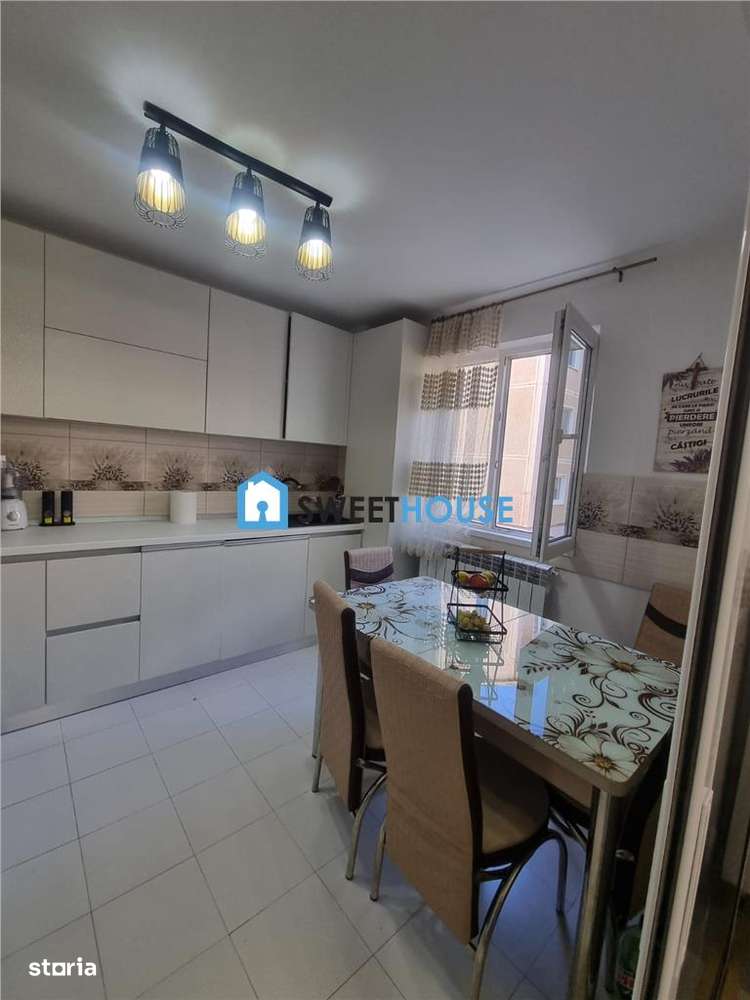 Apartament cu Trei Camere LUX-4