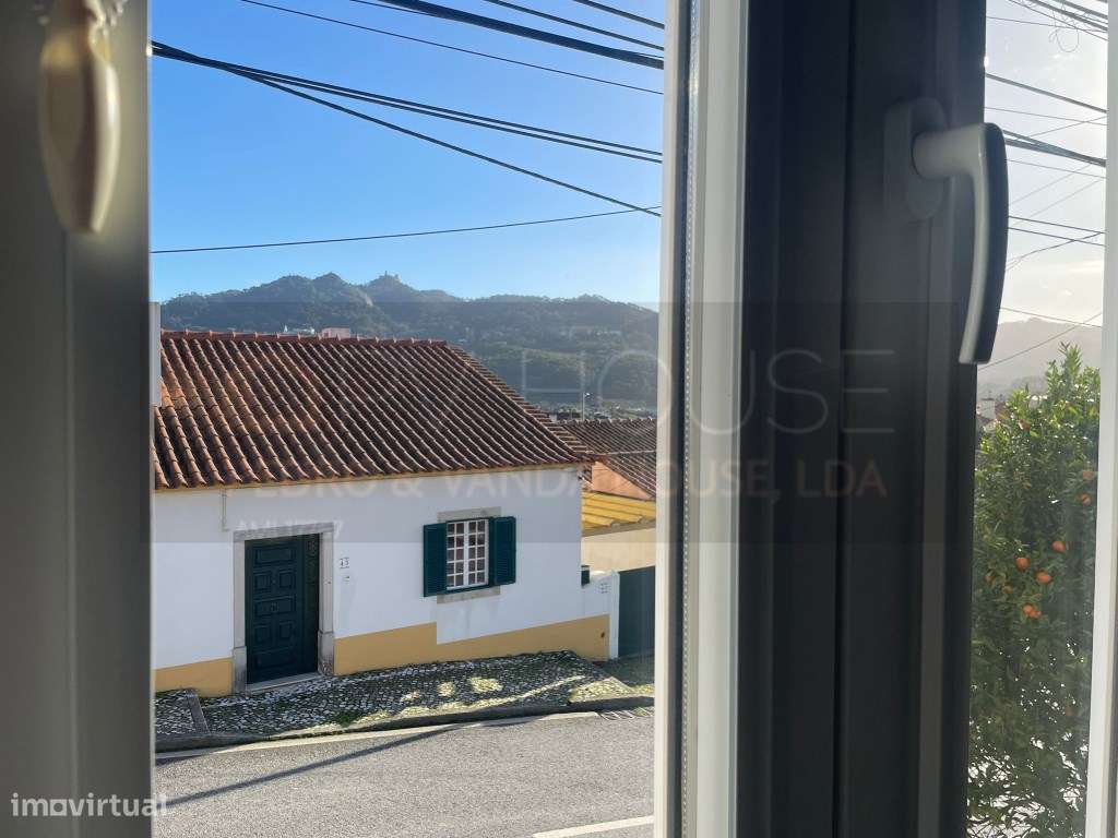 Moradia T3 Renovada na Várzea de Sintra - Charme, Conforto e Vista ...-34