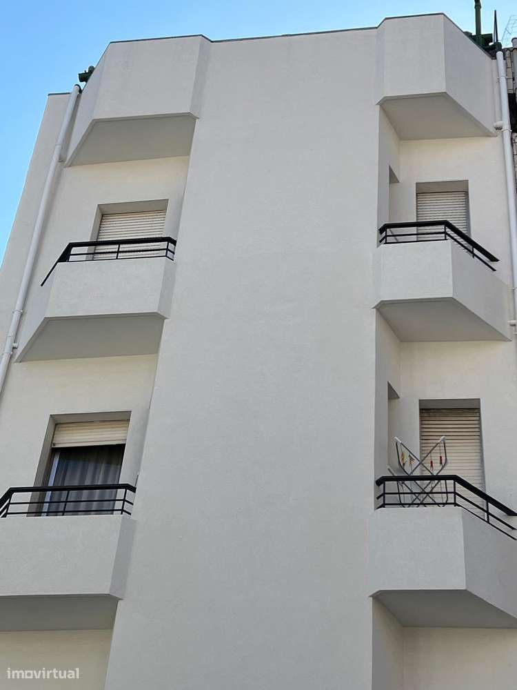 T1 Porto Centro Rua da Alegria Metro Marquês Remodelado e Equipado-30