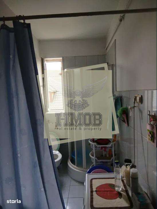 Casa cu 6 camere direct la strada pe Calea Dumbravii - Imagine principală: 4/6