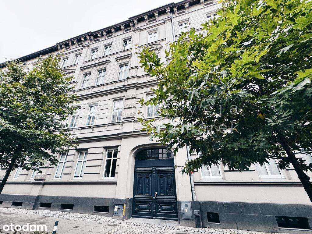 Mieszkanie do remontu w kamienicy na Wildzie.