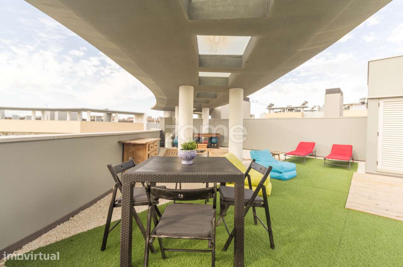 Penthouse T4 com vista mar-28