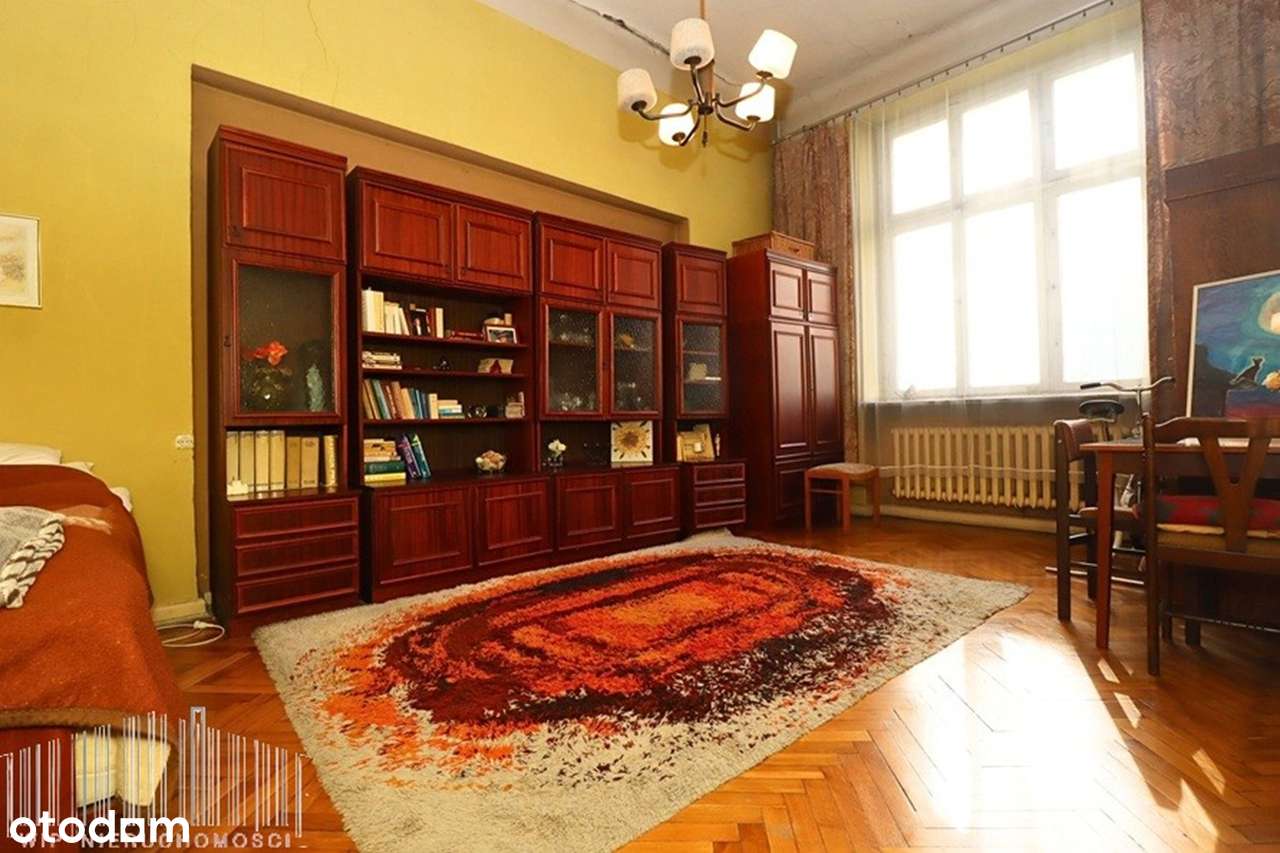 Ciche i przestronne mieszkanie w sercu Łodzi-6