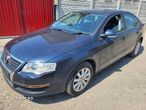 Dezmembram/Piese Volkswagen Passat B6 - 5