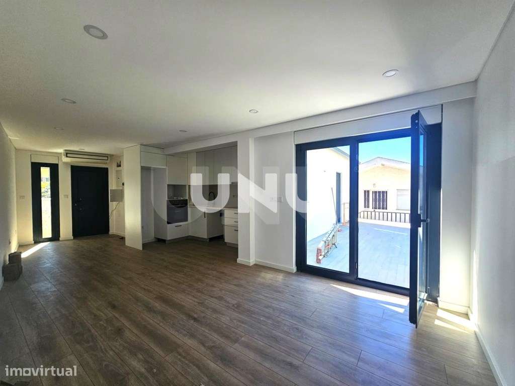 Apartamento T2 - Localização Tranquila - Grande imagem: 2/12