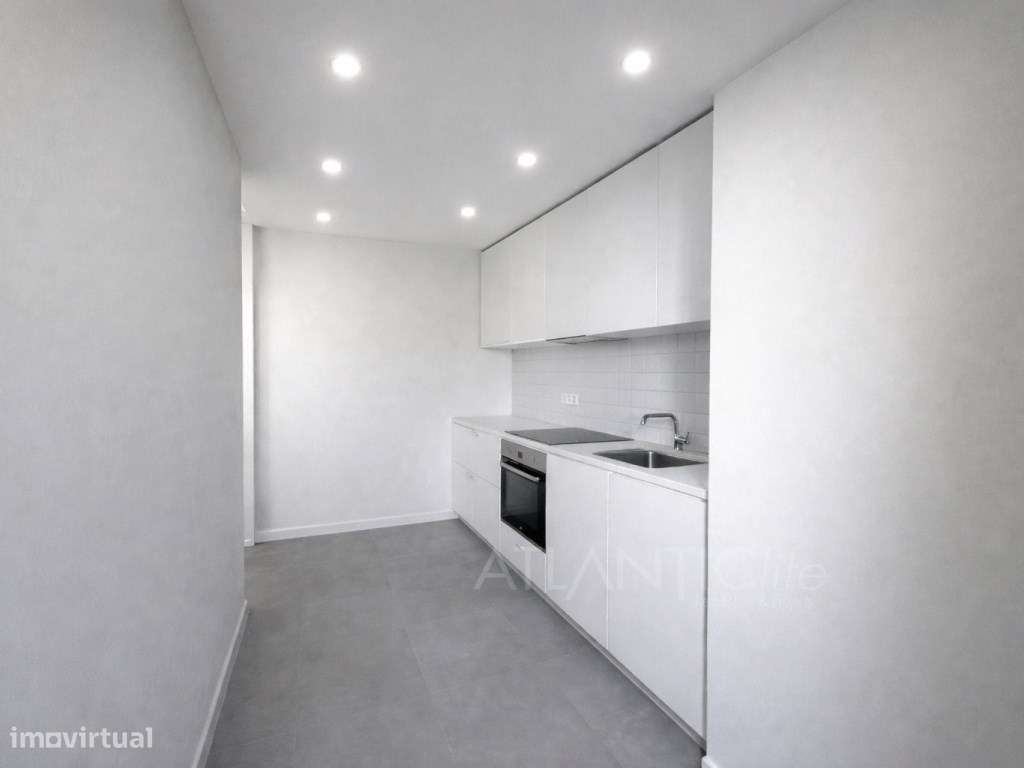 T3 Totalmente Remodelado no Centro de Queluz-1