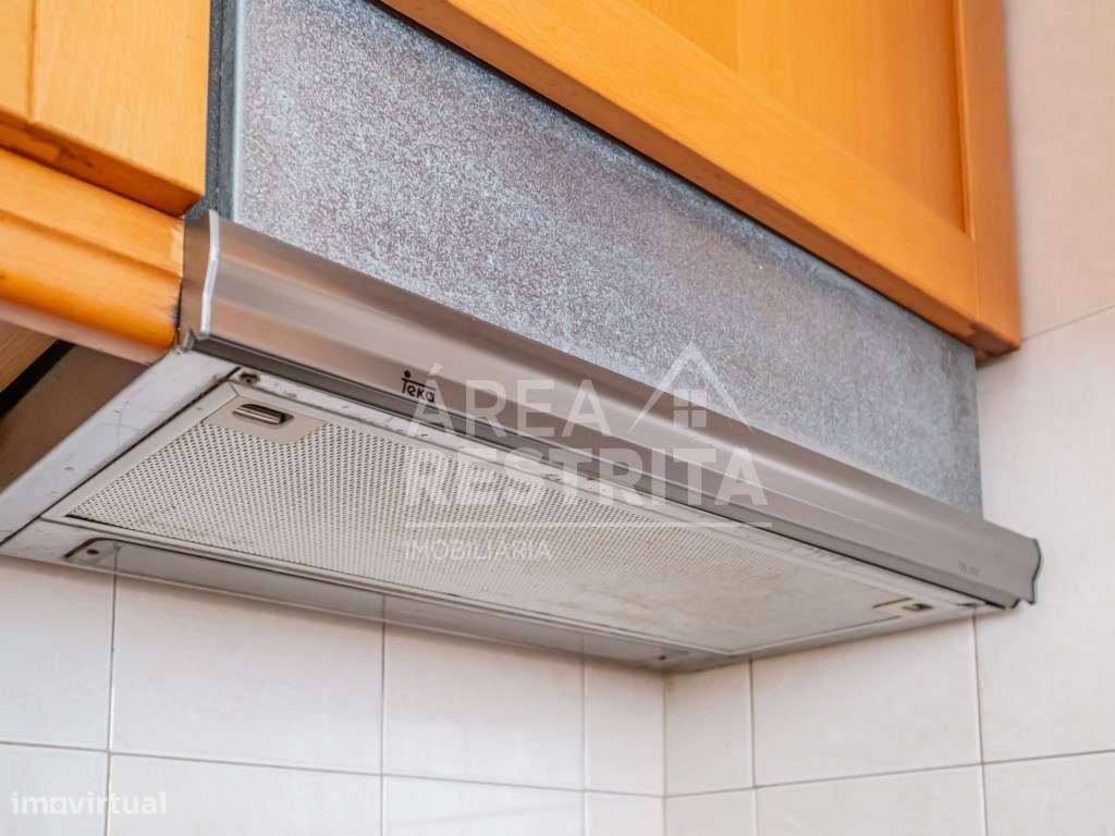Excelente Apartamento T2 nas Paivas - Ótimo Potencial e Localização...-6