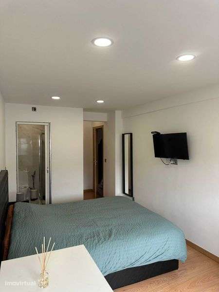 Apartamento T4 espaçoso e luminoso na Amadora - 109m² - Grande imagem: 4/12