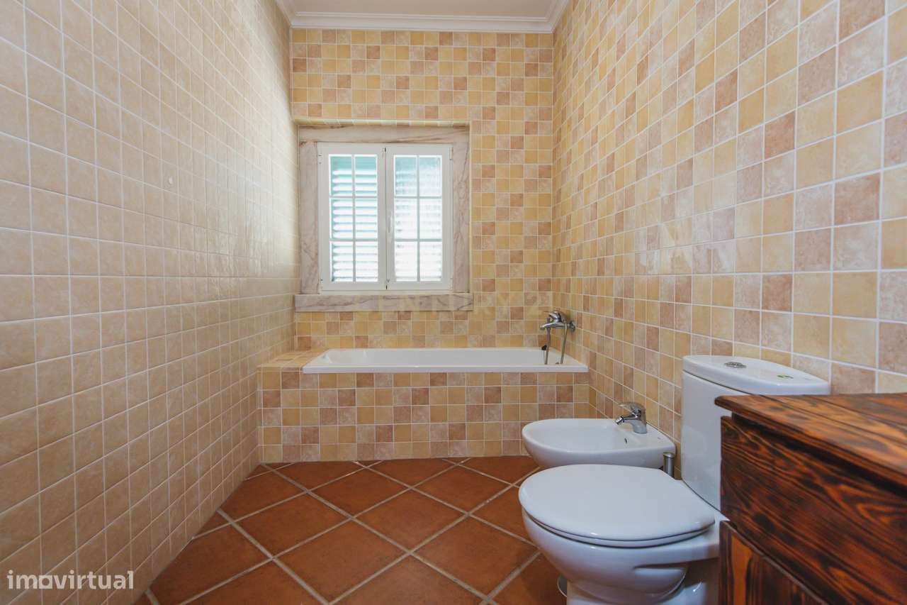 Moradia Térrea T4+1-37