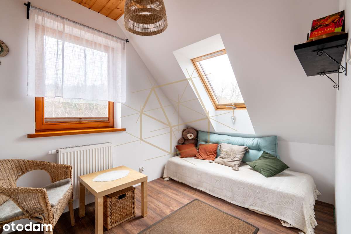 Sielski Dom/ Okiennice/Dom Gościnny/2 Garaże/Las-10