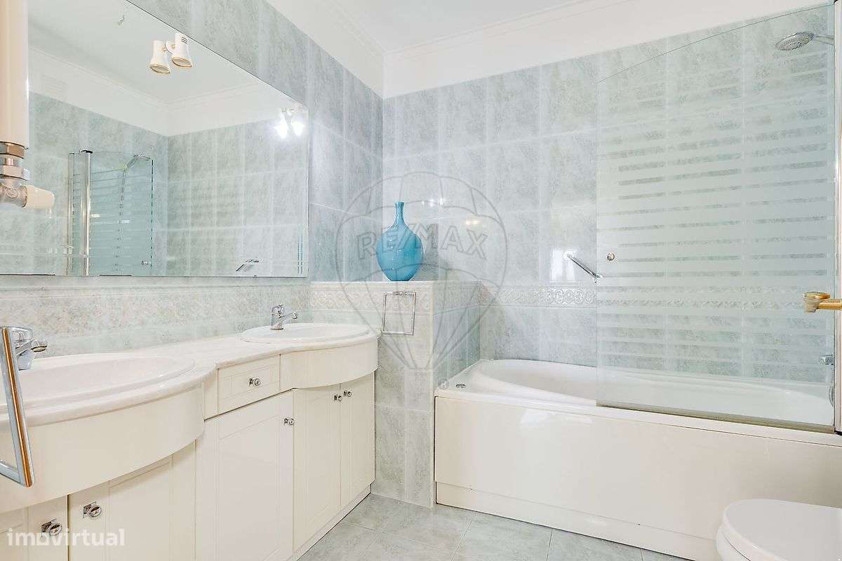 Apartamento T4 para venda-24