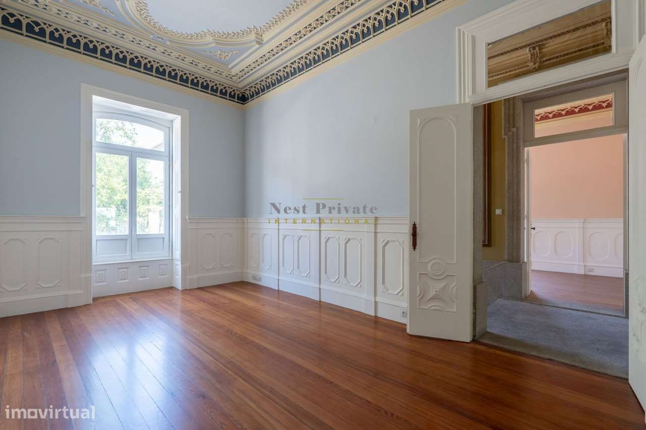 Palacete à venda na Rua de Álvares Cabral-11