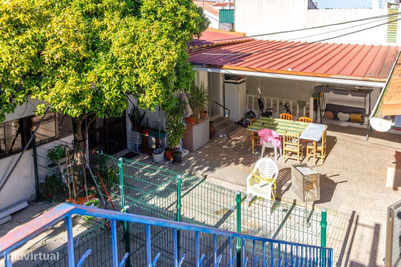 Moradia T2+1 isolada na Quinta do Conde-23