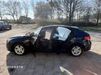 Chevrolet Cruze 1.6 Base - 10