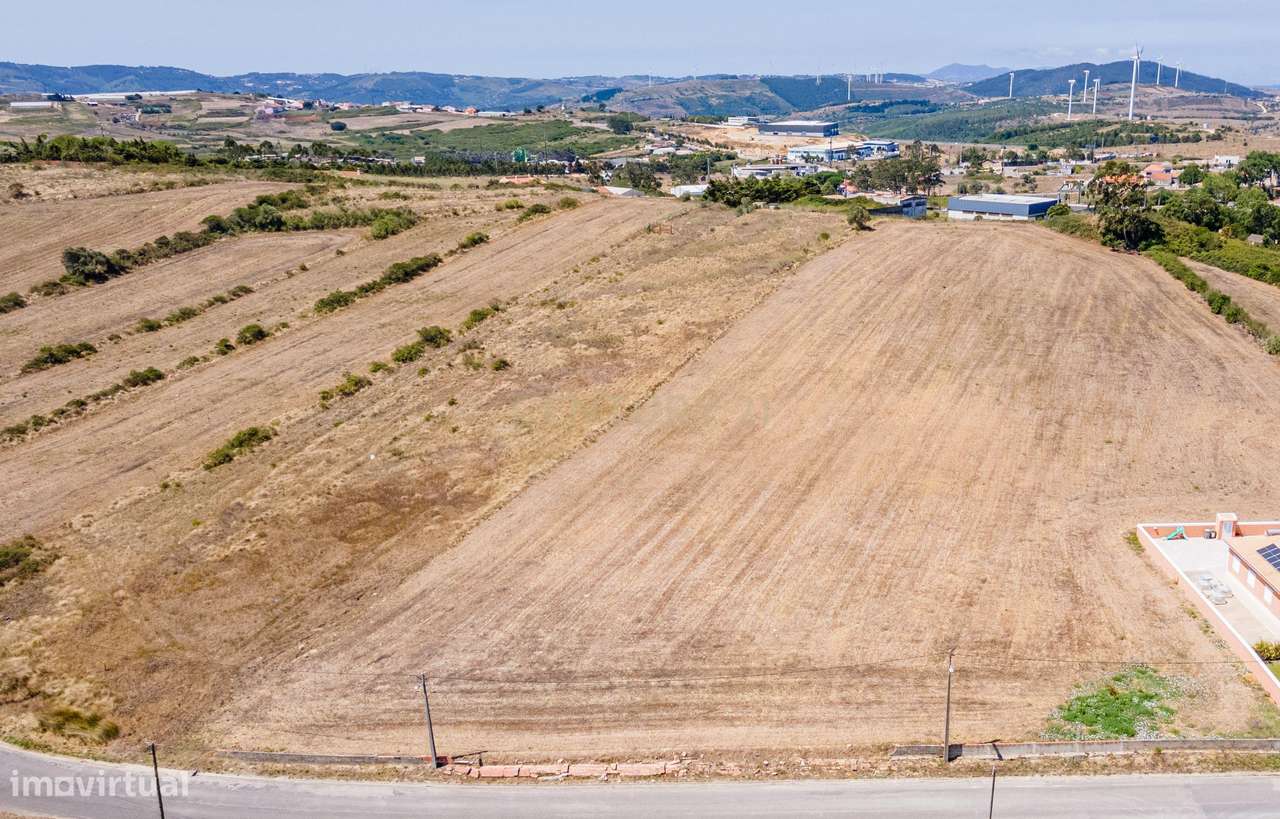 Terreno - Grande imagem: 2/19