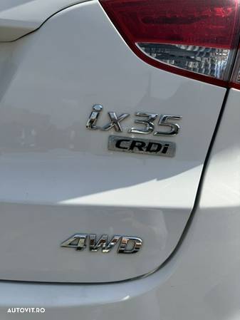 Hyundai ix35 2.0 CRDi 4WD Premium - 12