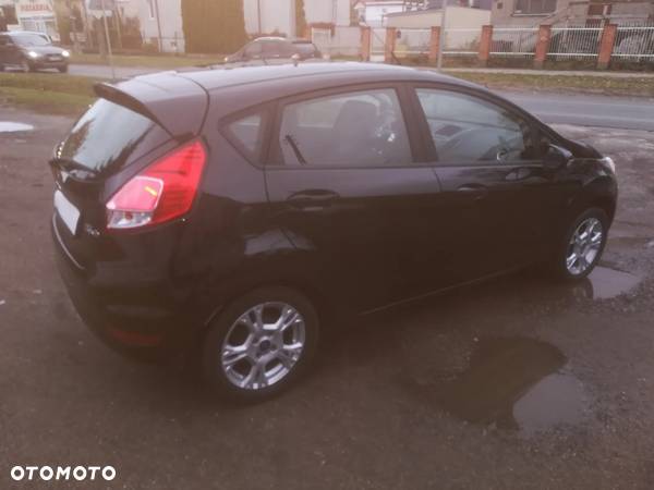 Ford Fiesta 1.0 Platinium X - 6