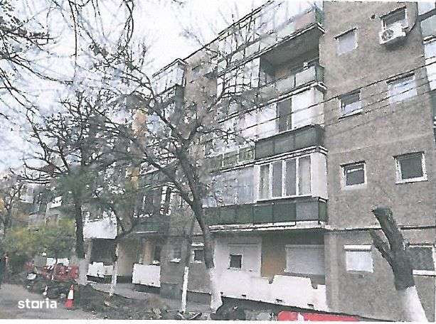 Cota 1/2 ( JUMATATE )  Garsoniera Arad- 3002670 - Imagine principală: 1/5