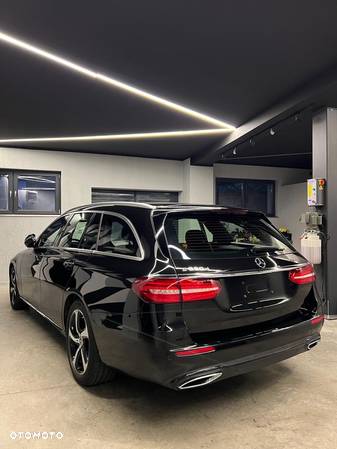 Mercedes-Benz Klasa E 220 d T 9G-TRONIC Sportstyle Edition - 6