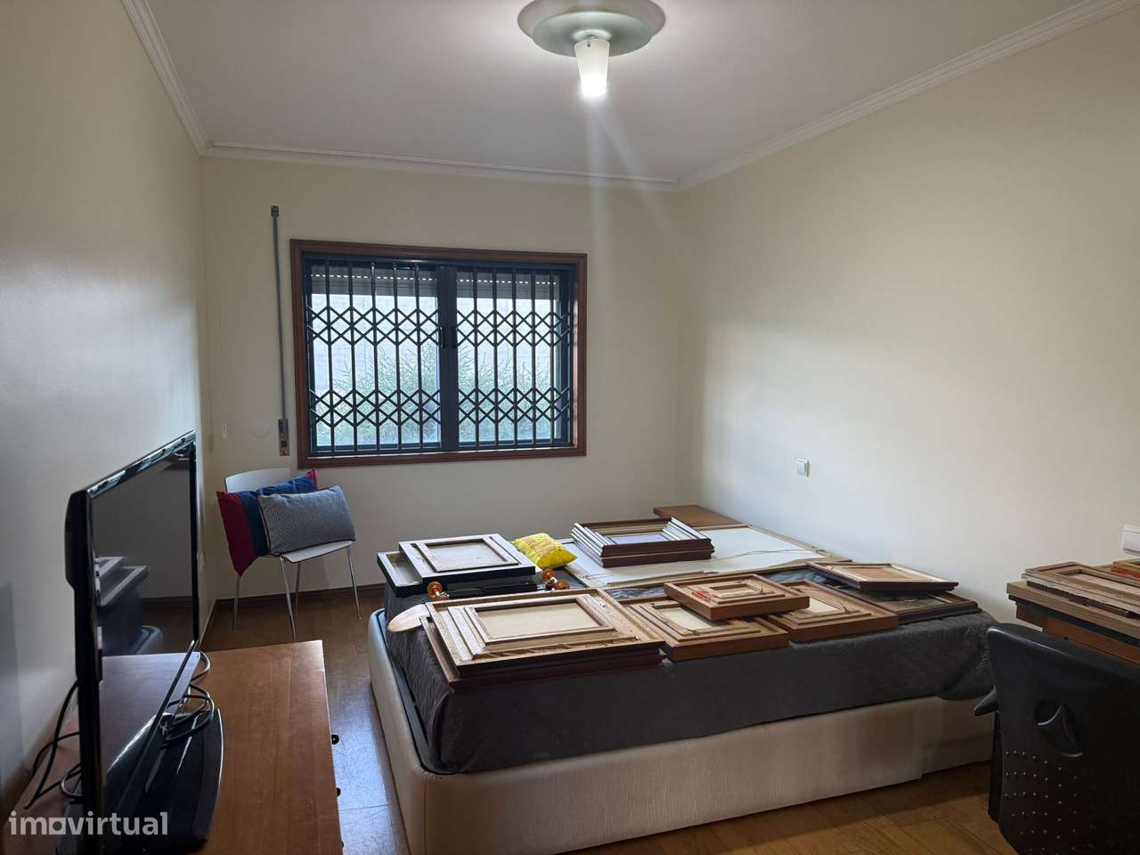 T3 com Terraço+box Urb dos Altos Maia-14