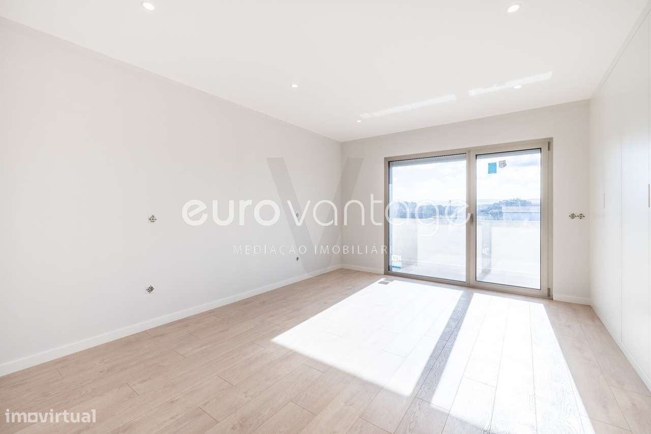 Moradia T4 | Nova | Jardoeira – Batalha-17