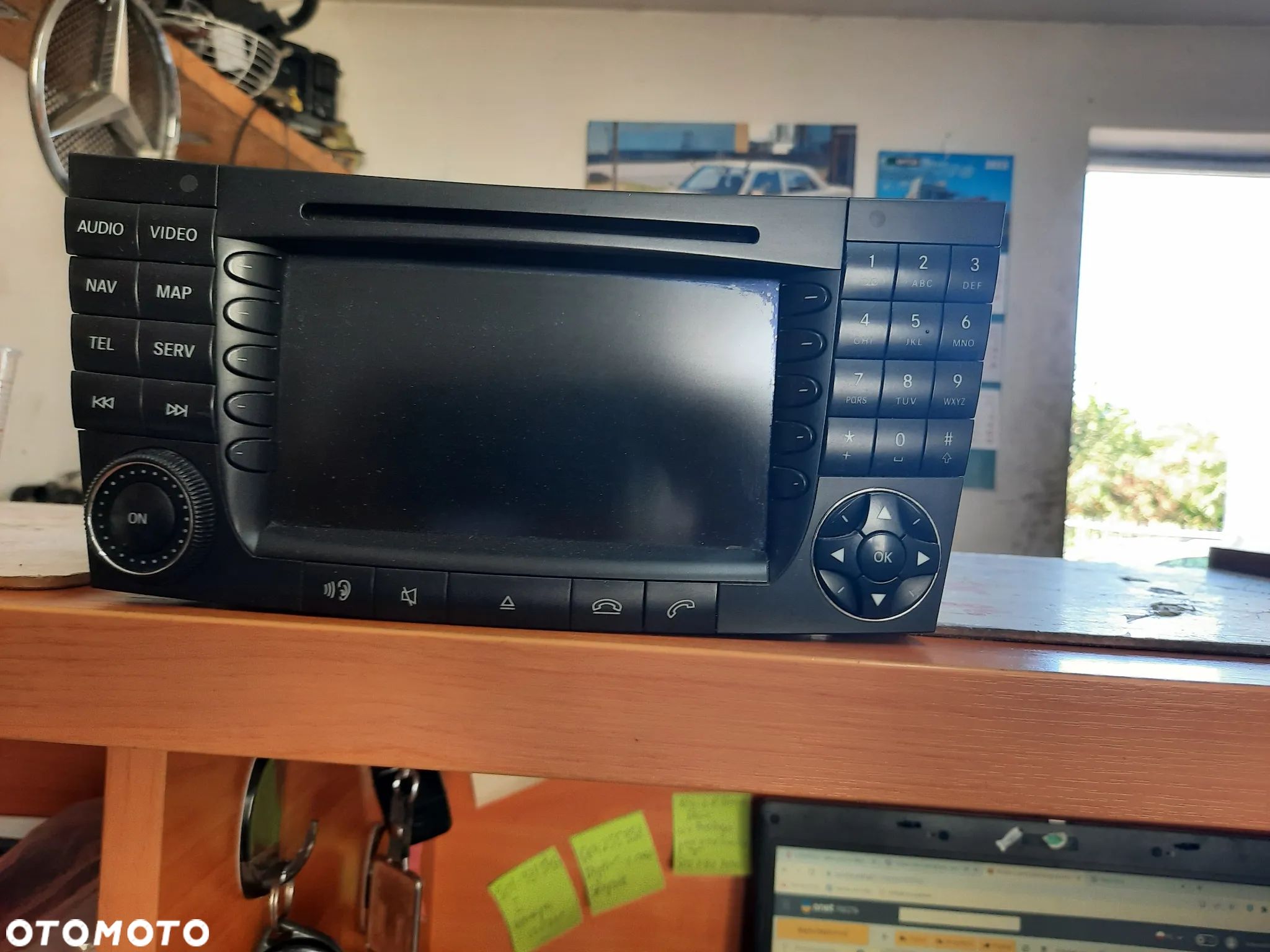 Mercedes radio navi w211 w219 w221 w203 w204 w169 w245 - 1