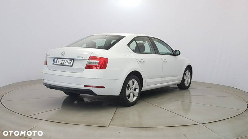 Skoda Octavia 1.6 TDI SCR Ambition - 7