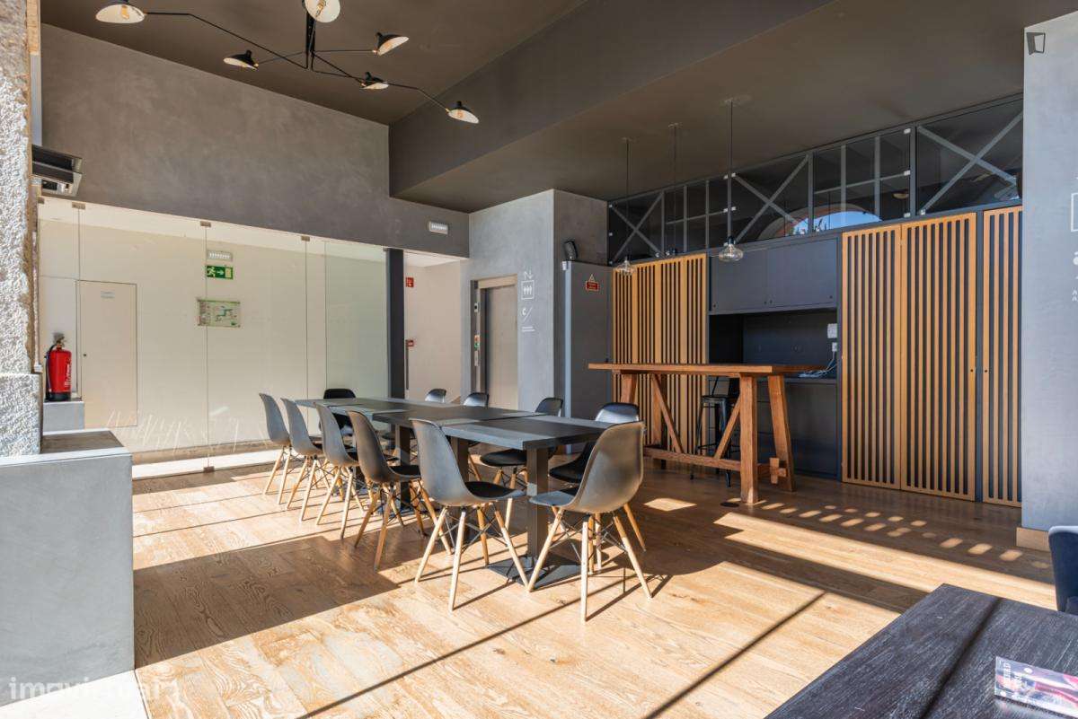 Apartamento com 1 quartos - localizado em São Bento Lisbon - Grande imagem: 4/10