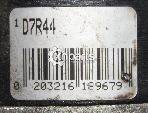 Motor de arranque RENAULT TRAFIC II (FL) 1.9 dCi | 03.01 -  Usado REF. D7R44 - M... - 4