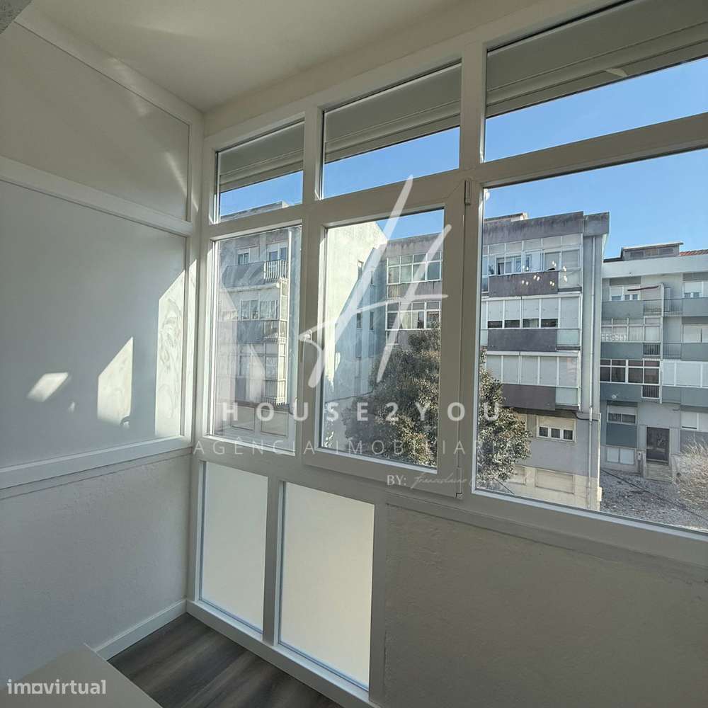 Apartamento T1 - Agualva-Cacém-21