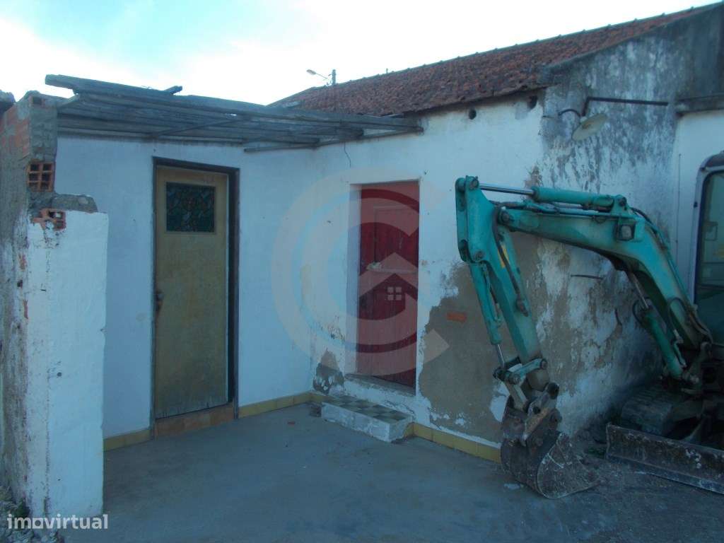 Moradia para recuperar - Grande imagem: 5/7
