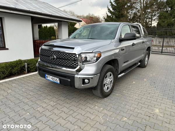 Toyota Tundra - 5