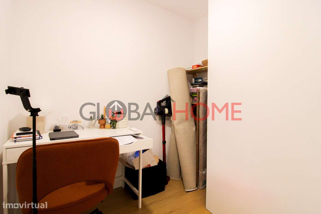 Apartamento T2+1 Renovado em Ermesinde-36