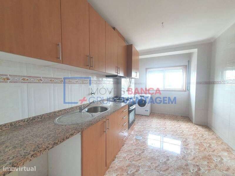 Apartamento T3 / Oliveira de Azeméis - La Salette - Grande imagem: 3/13